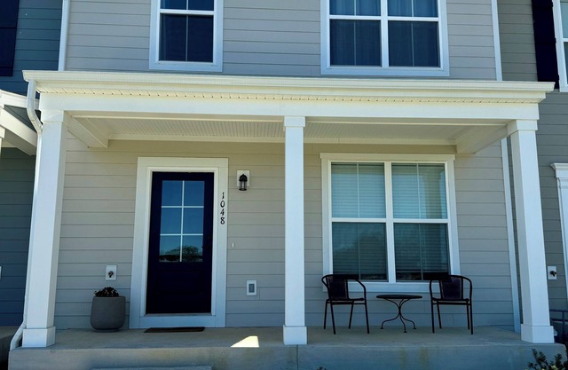 New Townhome 3 miles from Virginia Tech campus and downtown!
