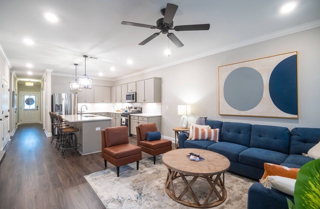 New Townhouse w/ Game Room & Nintendo 64 - Right Off 280