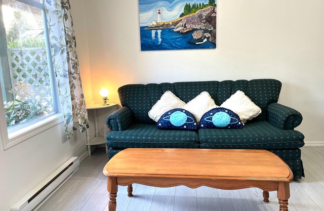 New two bedroom suite in the heart of Sooke with free parkings