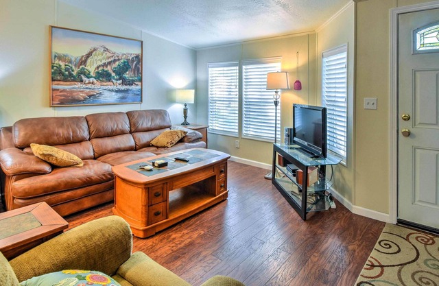 NEU! Aktualisiertes Chiloquin Home mit Dock am Agency Lake