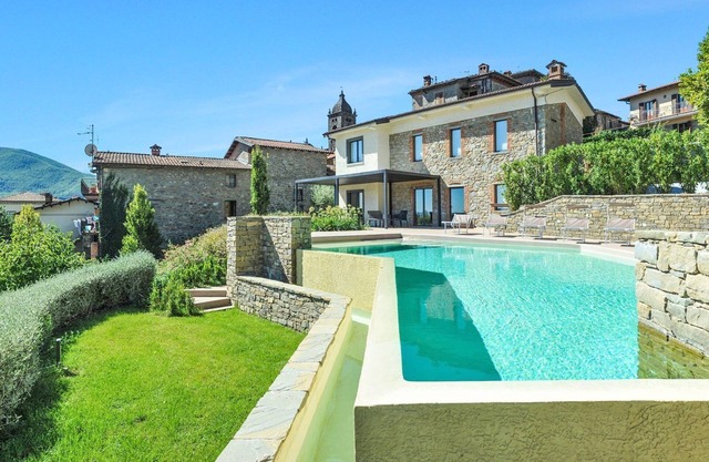 Neu!Moderne Villa,„ Endless Infinity Pool;Bergblick; zu Fuß zu den Einrichtungen