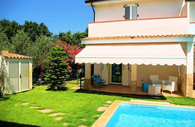 "Villa Turchese" mit Privat Garten/ residence mit Schwimmbad - Is Solinas/Porto Pino