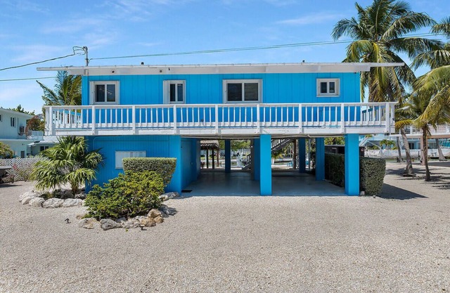 NEW! Waterfront, 3 Bedroom, 3 Bath. Keys Living, Peaceful Retreat