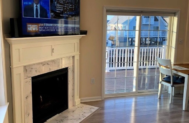 New waterfront Beach Haven West 3 Bedroom & 3 Baths Vacation Rental