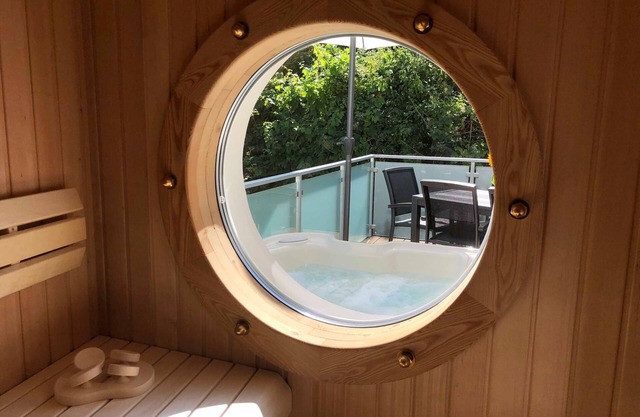 NEU: Wellness FH Kleine Rosenvilla - 150m zur Ostsee - Wellness Ferienhaus in