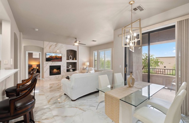 NEW Where CHIC meetsThompson Peak N. Scottsdale Hike-Bike-Golf WW, TCP, Kierland