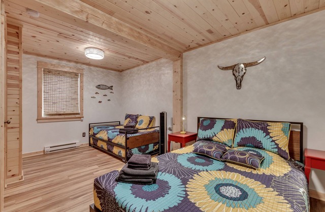~ Neu ~ Yellowstone Rock Studio