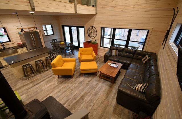 Neuere Haus nur wenige Gehminuten von Crystal Mountain Resort