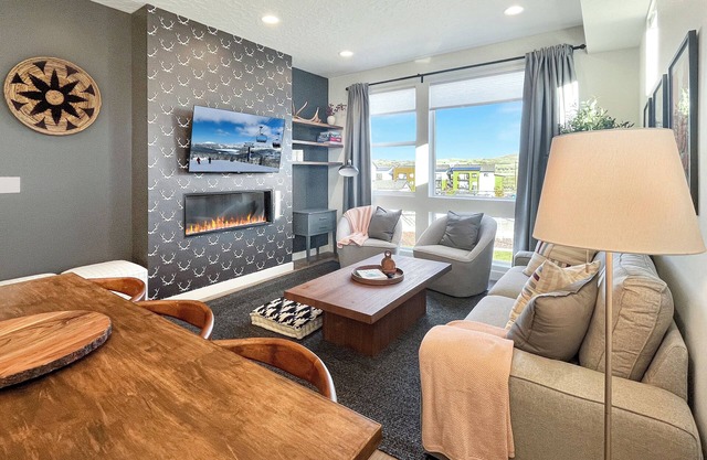 Newer Modern Townhouse in Park City