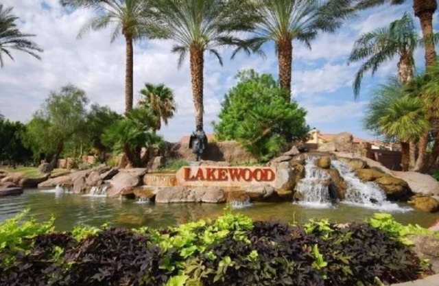 Neu ernannt Ahwatukee Foothills Luxury Condo in einer Premium-Lage