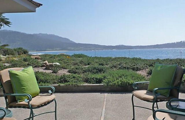 Oceanfront Retreat mit Carmel River Beach und Point Lobos Ansichten