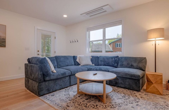 Newly Built 2 BR APT in SWH! [Backside Bungalow]