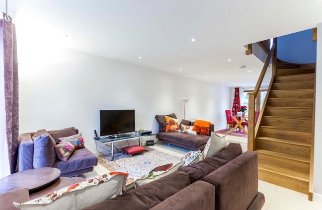 Newly built 3BR home minutes from Addenbrooke's