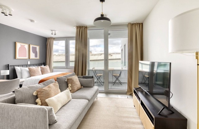 Newly Built Bonnevoie Studio w/ Balcony & Elevator, by Blueground