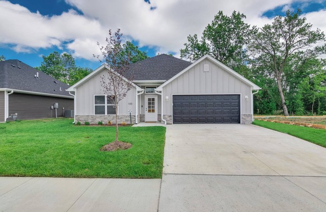 Newly Built Home w/ Fresh Design!