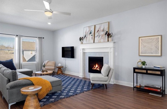 Newly Built Lux Home Sleeps 8!
