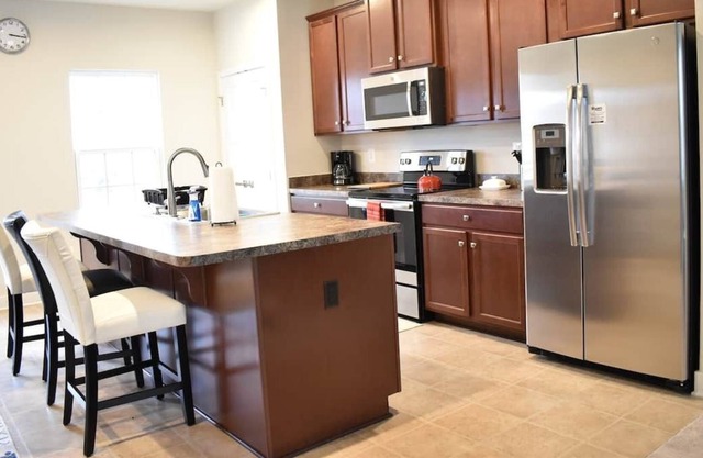 Newly built townhouse with all the amenities!