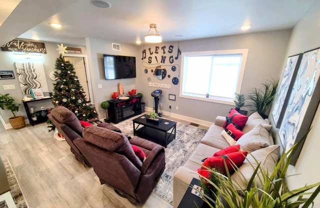 Newly Built Waterfront home w/amazing views!