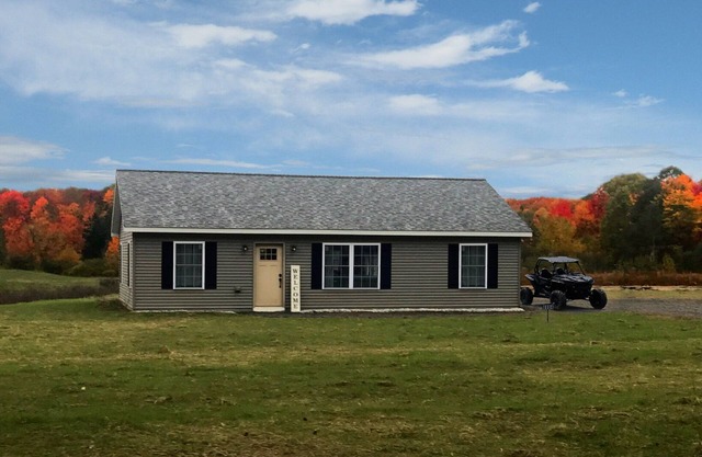 Newly constructed home on OHV Snowmobile ATV Trail System!