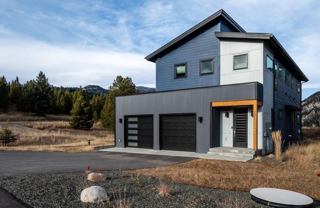 Newly Designed Home with Hot Tub | Aspects Big Sky