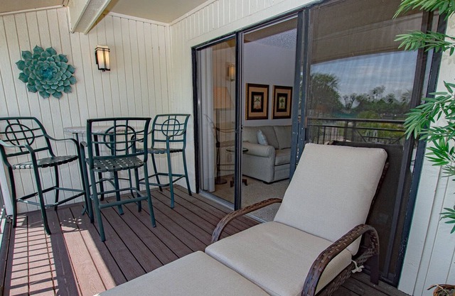 Golf & Tennis Community ~ Serene Oasis ~ Pool and Lake Views