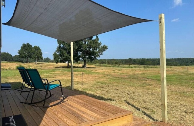 Newly listed Tiny Home! 5 mins from Lake Oconee!