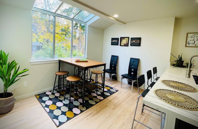 Newly remodel house in Renton