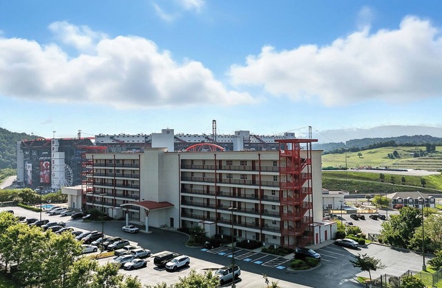 Newly Remodeled 2-bedroom condo in Bristol