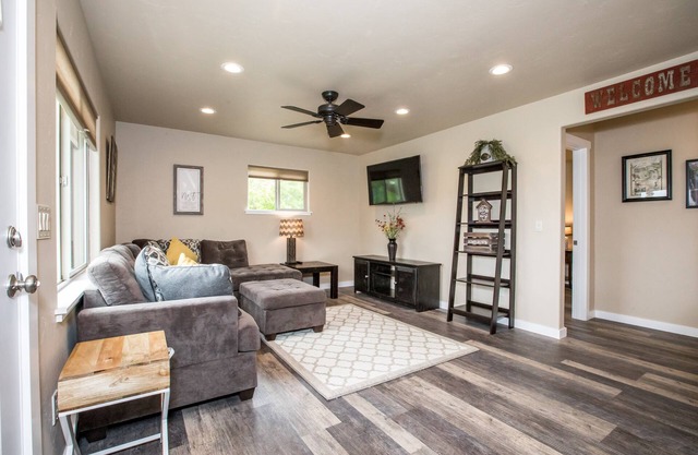 Neu renoviertes 2BD 1BA-Haus in Kalispell! In der Nähe von Glacier, Whitefish und mehr.