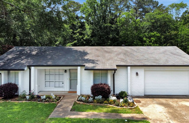 Newly remodeled 3 bedroom at the Reservoir