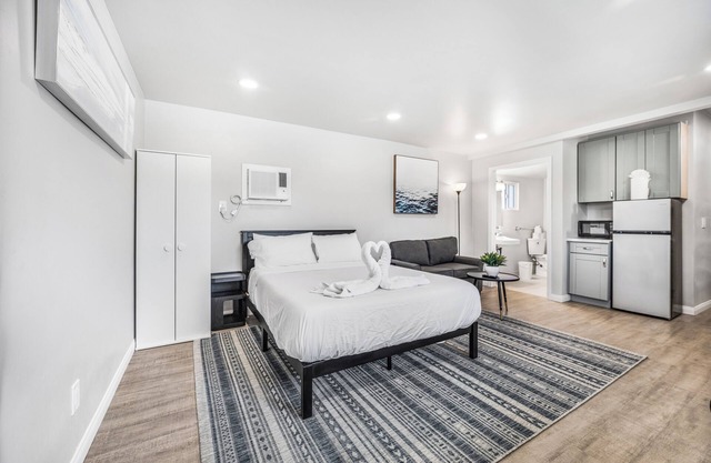 Newly Remodeled Apartment 1