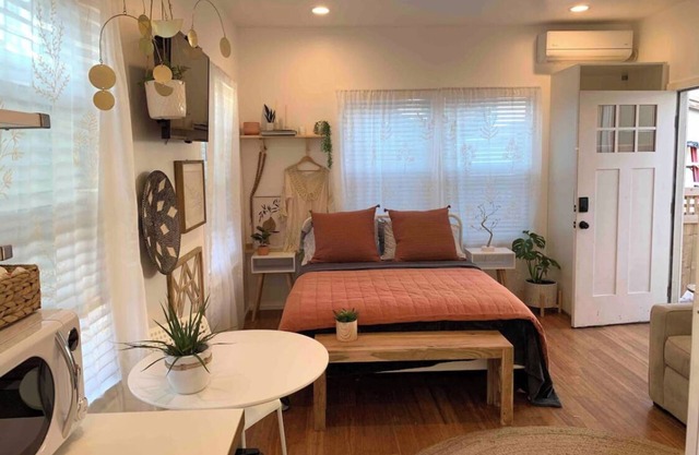 Newly Remodeled BoHo Bungalow!