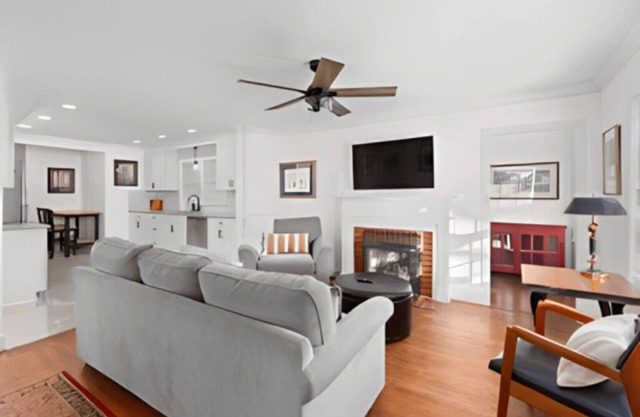 Newly remodeled cozy cottage