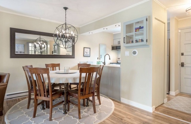Newly remodeled condo in great location with fabulous views!!