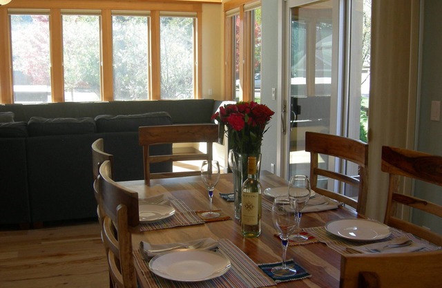 Neu renoviertes, familienfreundliches Haus mit Bergblick und Whirlpool
