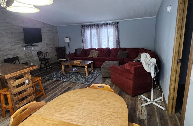 Newly remodeled home that is perfect for outdoor loving groups!