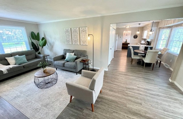 Newly remodeled home on big lot with sunroom, game room and grilling area!