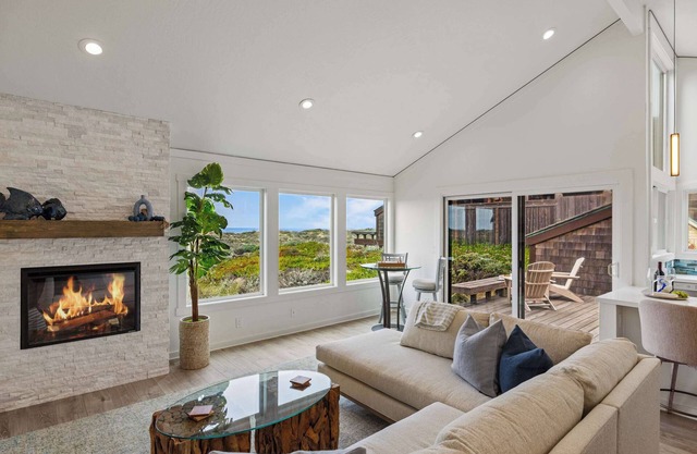 Newly remodeled luxury 2BR 2BA
