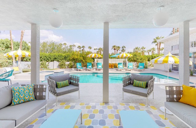 Newly remodeled, mid-century modern estate with pool & outdoor kitchen