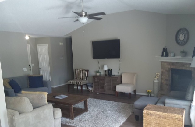 Newly Remodeled. New Carpets. New Hardwood, New Beds and Furnishings