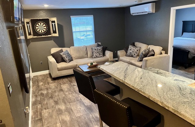 Newly remodeled one bedroom, one bathroom apartment. Pet-friendly!