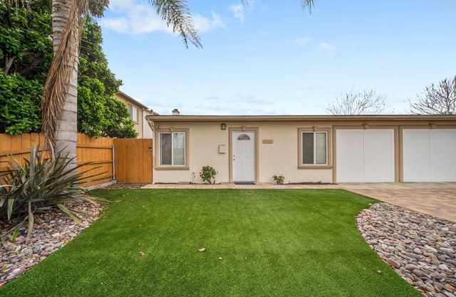 Newly remodeled 2 bedroom house fast wifi in Imperial Beach
