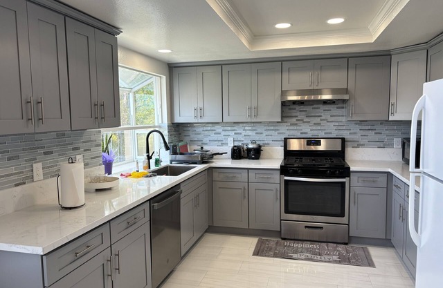 Newly remodeled House in Rowland Heights 4b3b 30 mins to Disneyland