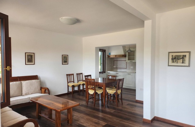 Newly renovated 2-bedroom, 2-bathroom apartment. Close to Jesolo and Venice.