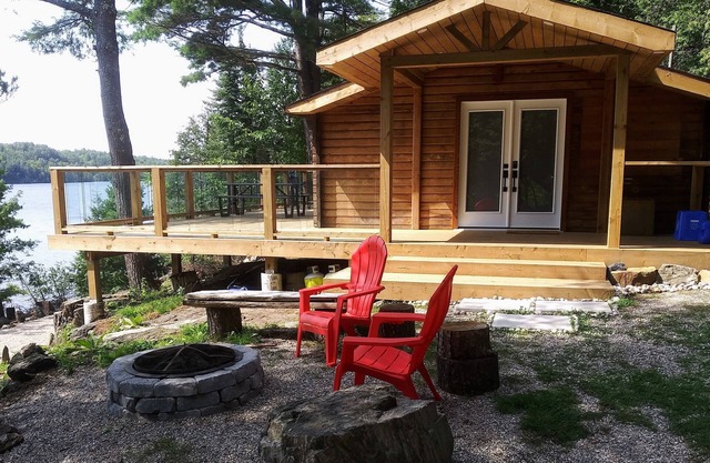 Newly renovated 2-bedroom waterfront cabin in Maberly is waiting for you.
