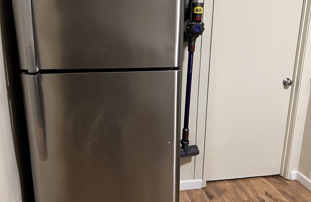 Newly Renovated 2 Bed 1 Bath apartment in the Mission/Bernal Heights area!