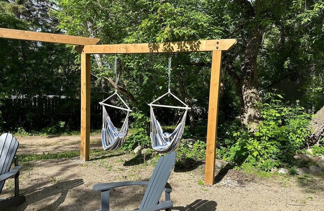 Newly Renovated 3BR+A-Frame Bunkhouse in Manitou