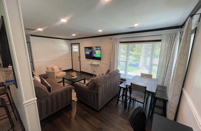 Newly Renovated Atlanta Getaway