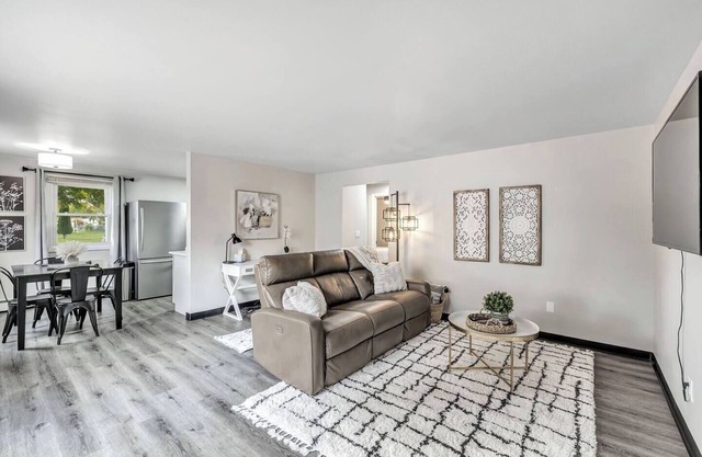 Newly Renovated, Boho-Chic Suite