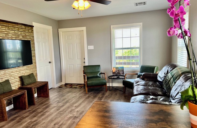 NEWLY renovated cozy 2-bedroom house located in sportsman’s paradise.